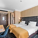 卡托维兹钻石公园酒店 4*