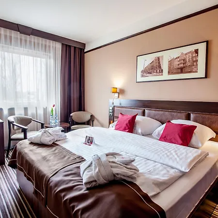 Park Diament 4*