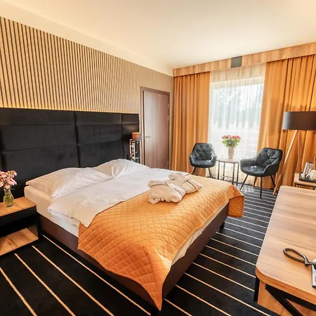 Park Diament 4*