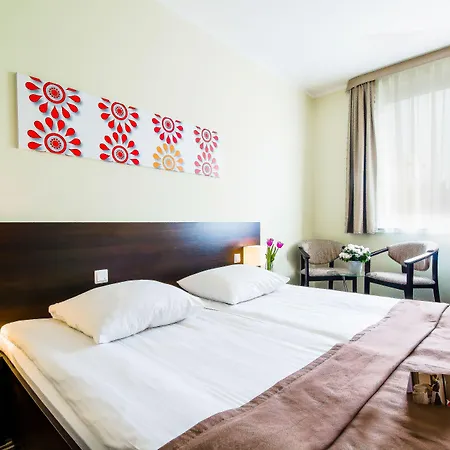 호텔 파크 다이아먼트 4*