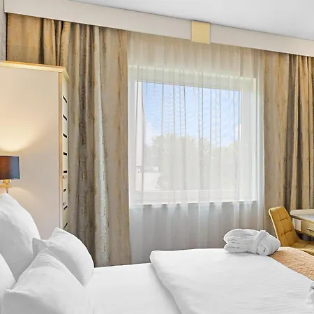 Park Diament Готель 4*